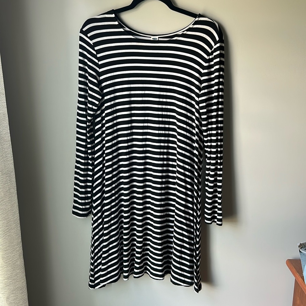 Stretchy shift dress